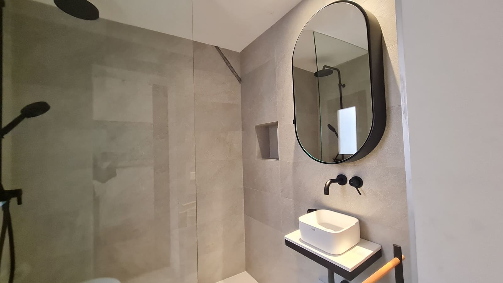 2 soveværelse Lejlighed til leje i Palma de Mallorca - € 3.200 (Ref: 8934635)