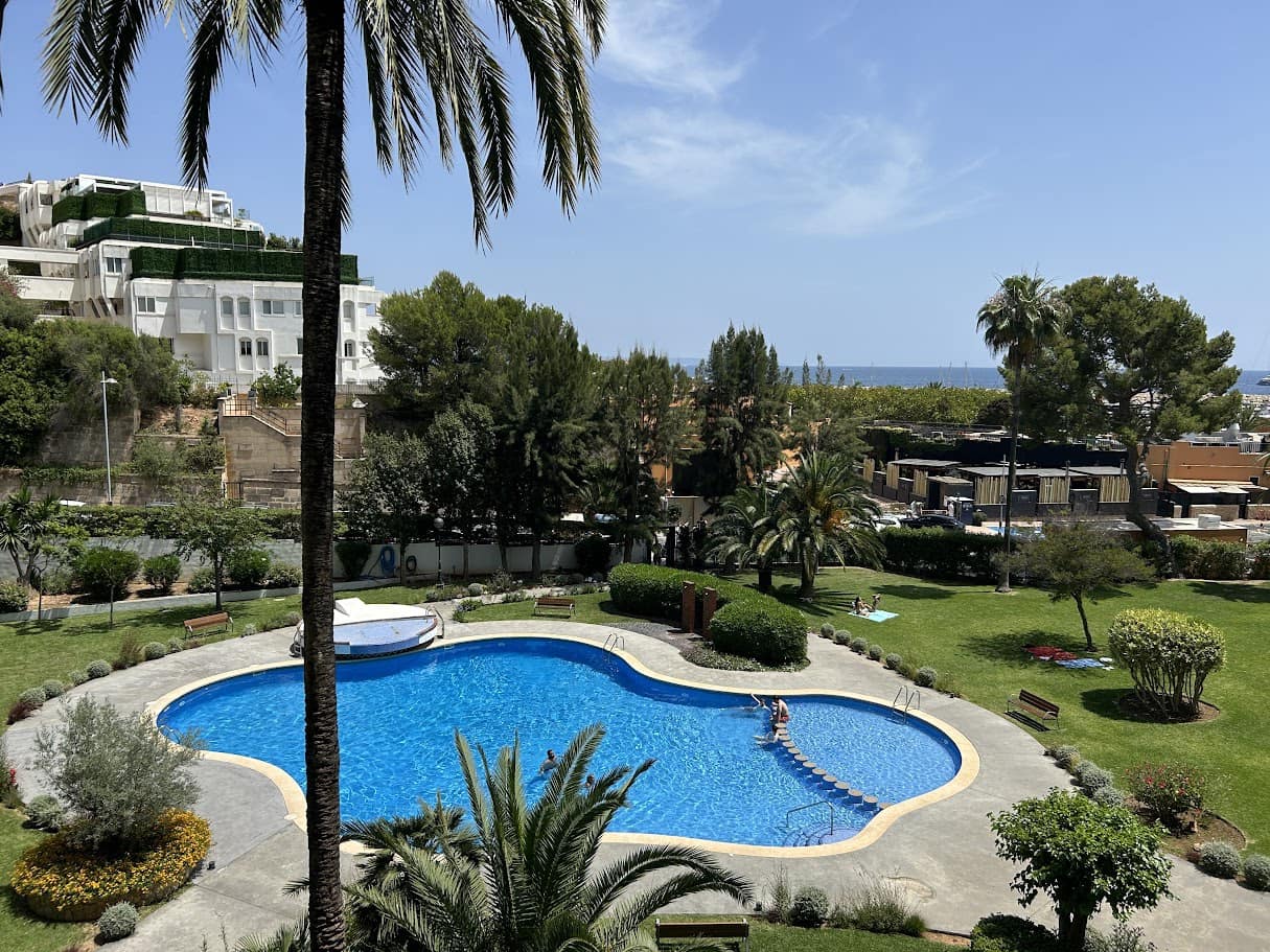 2 quarto Apartamento para venda em Puerto Portals com piscina - 895 000 € (Ref: 8942291)