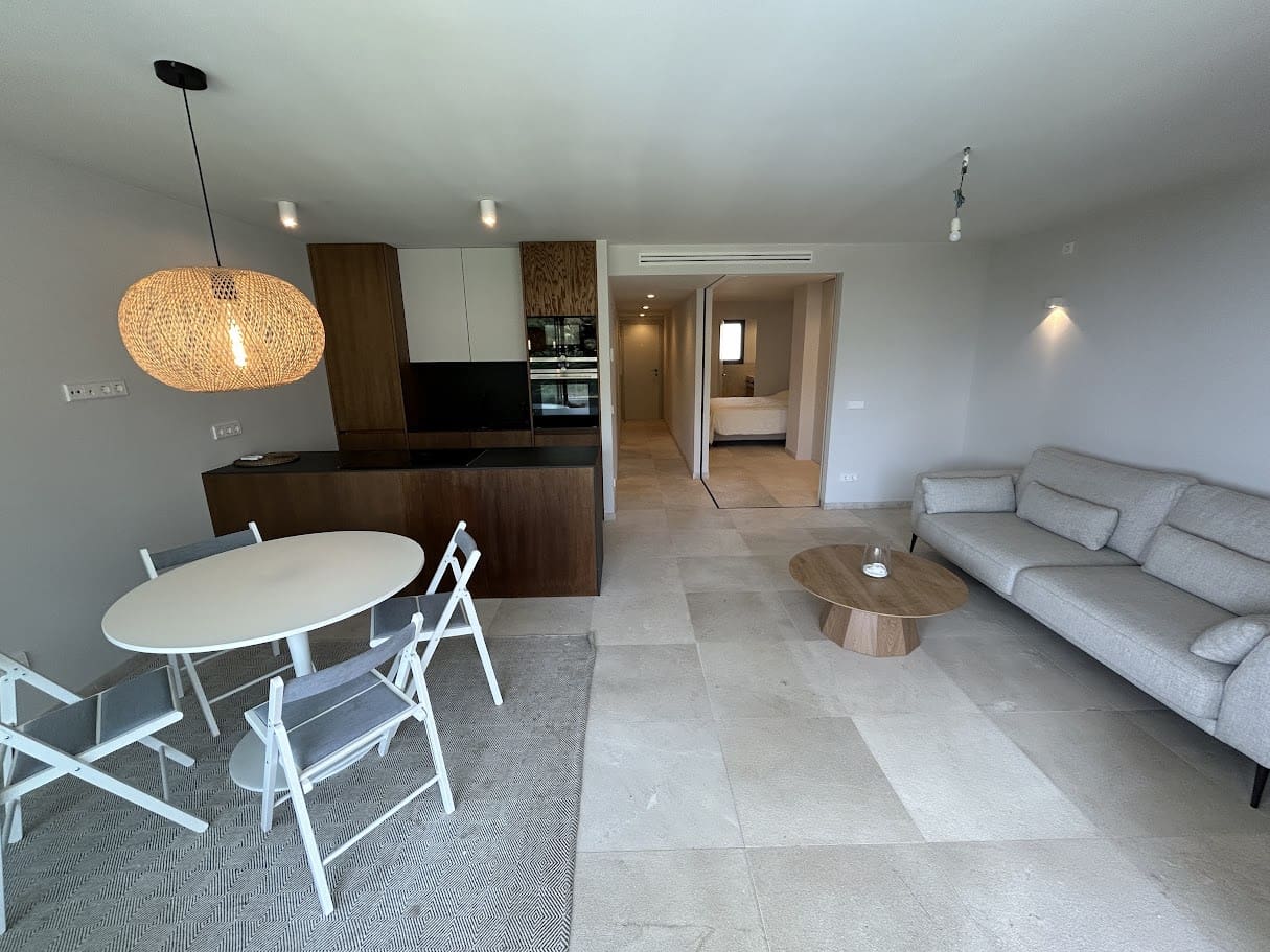 2 quarto Apartamento para venda em Puerto Portals com piscina - 895 000 € (Ref: 8942291)