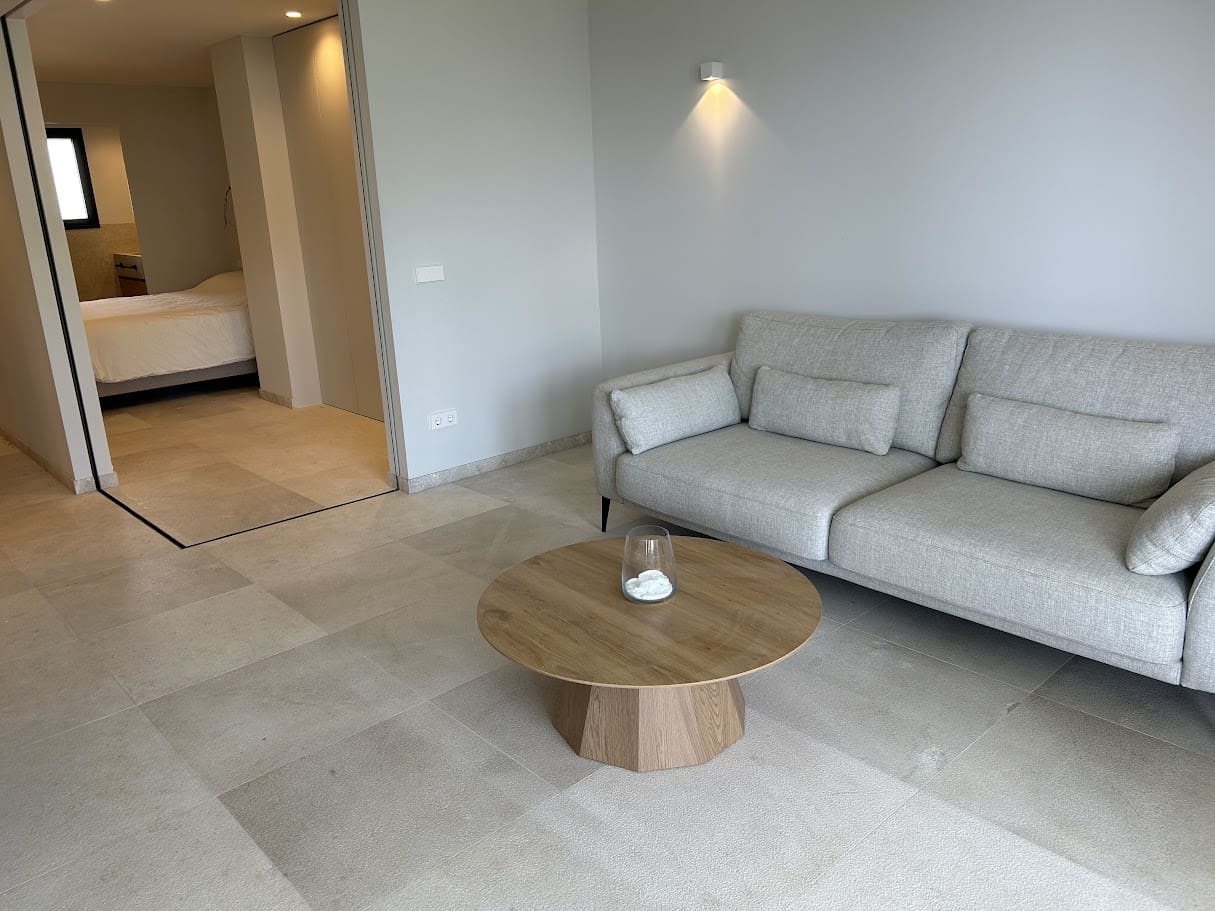 2 quarto Apartamento para venda em Puerto Portals com piscina - 895 000 € (Ref: 8942291)