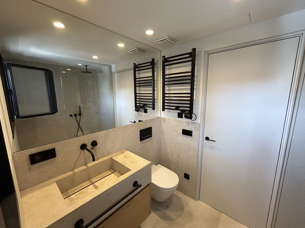 2 quarto Apartamento para venda em Puerto Portals com piscina - 895 000 € (Ref: 8942291)