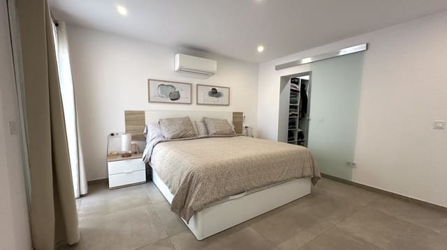 2 bedroom Townhouse for rent in Muro - € 1,800 (Ref: 8945542)