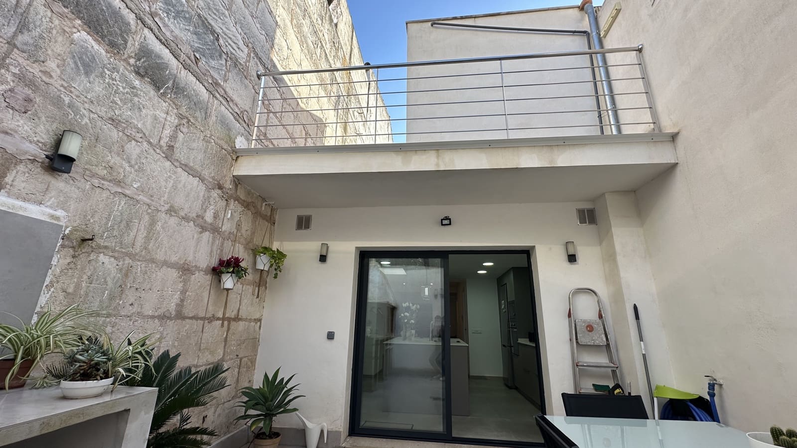 2 bedroom Townhouse for rent in Muro - € 1,800 (Ref: 8945542)