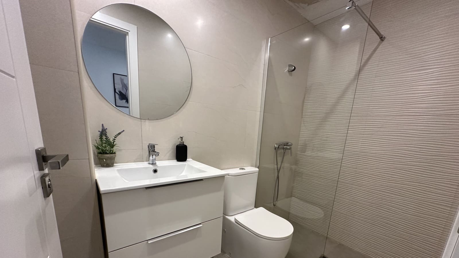 2 bedroom Townhouse for rent in Muro - € 1,800 (Ref: 8945542)