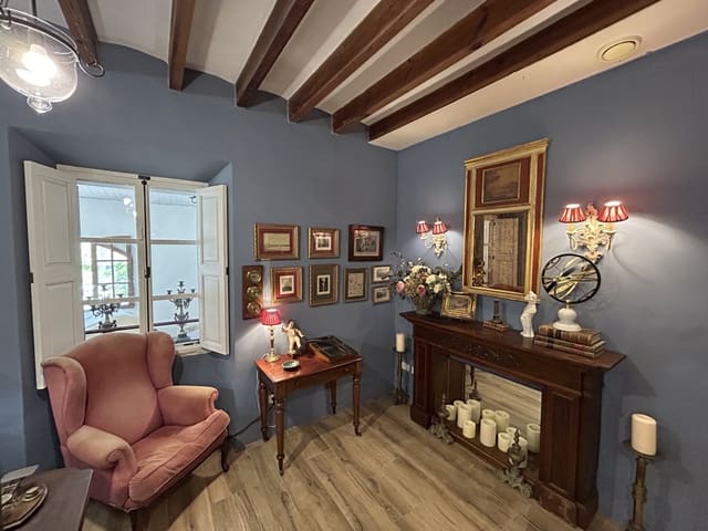 7 soveværelse Villa til salg i Establiments, Palma de Mallorca med garage - € 1.690.000 (Ref: 8953842)