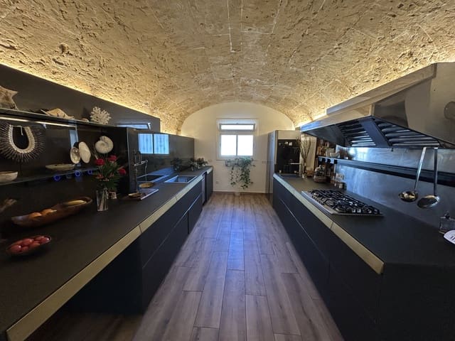 7 soveværelse Villa til salg i Establiments, Palma de Mallorca med garage - € 1.690.000 (Ref: 8953842)