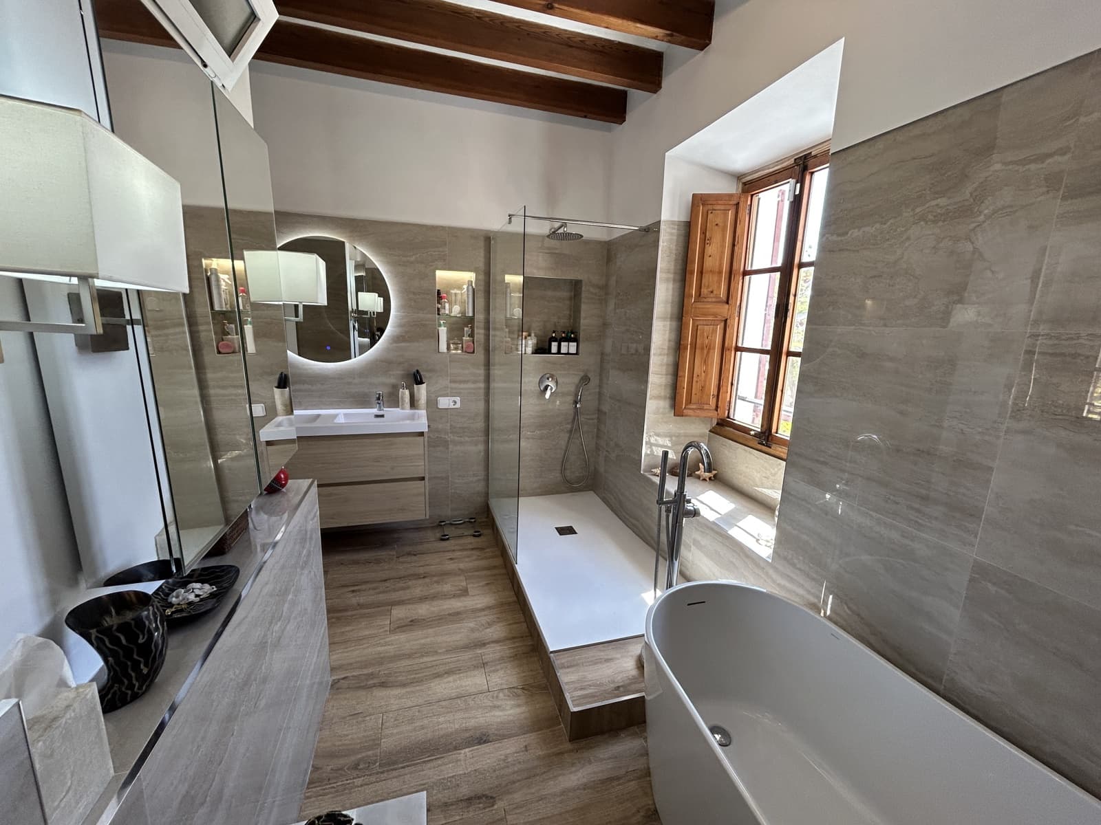 7 soveværelse Villa til salg i Establiments med garage - € 1.690.000 (Ref: 8953842)