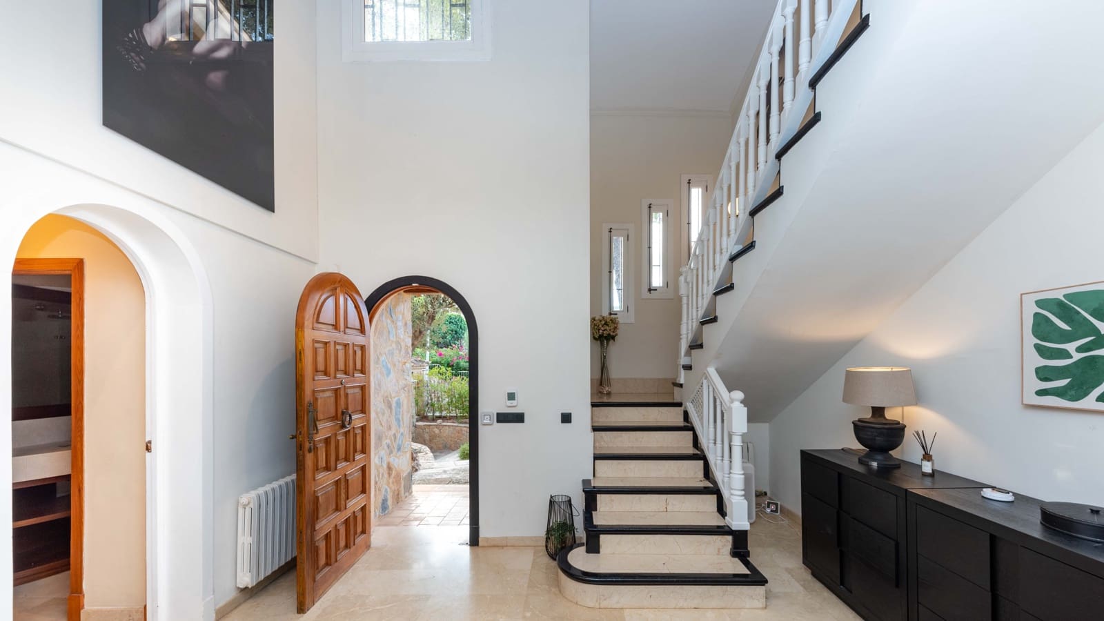 6 soverom Villa til salgs i Cas Catala med svømmebasseng garasje - € 4 995 000 (Ref: 8953854)