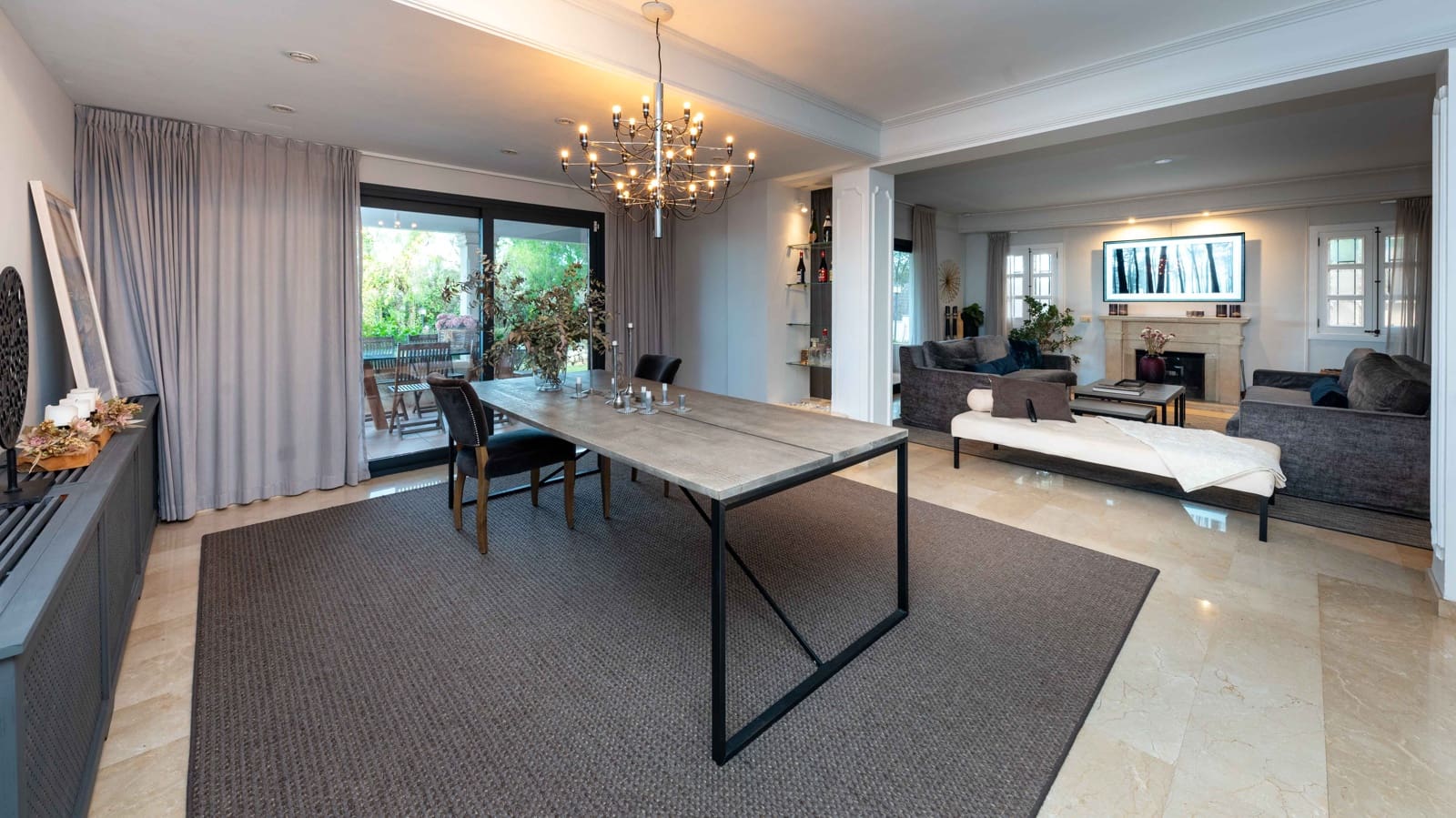 6 soverom Villa til salgs i Cas Catala med svømmebasseng garasje - € 4 995 000 (Ref: 8953854)