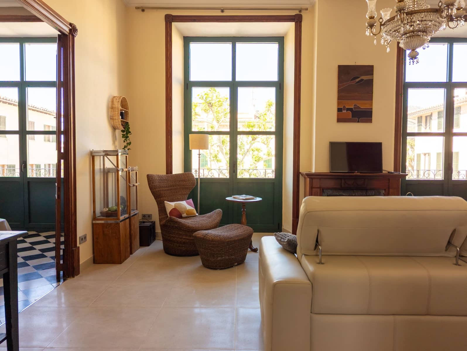 4 soveværelse Byhus til salg i Soller med swimmingpool garage - € 1.099.000 (Ref: 8953857)