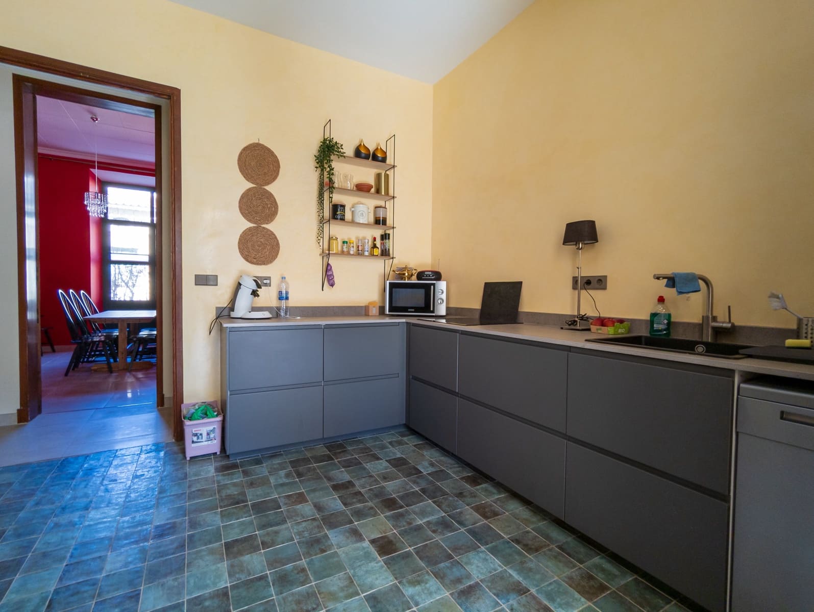 4 soveværelse Byhus til salg i Soller med swimmingpool garage - € 1.099.000 (Ref: 8953857)