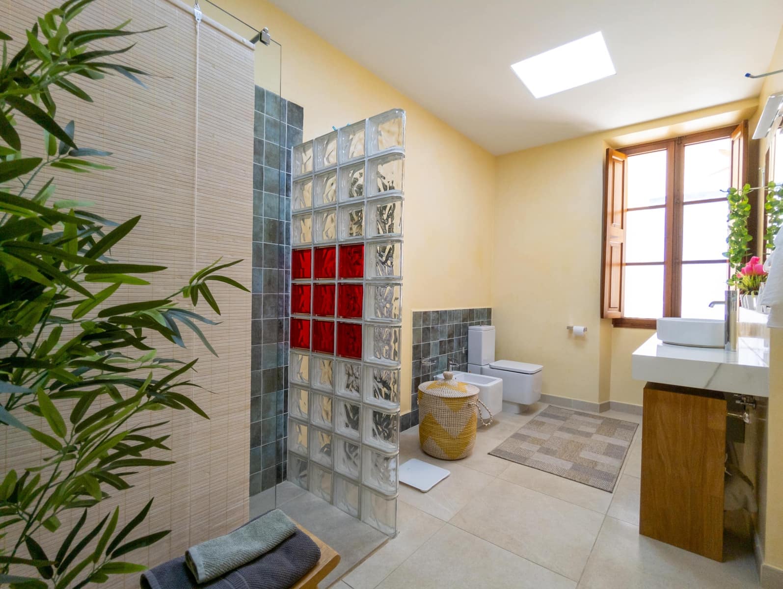 4 soveværelse Byhus til salg i Soller med swimmingpool garage - € 1.099.000 (Ref: 8953857)