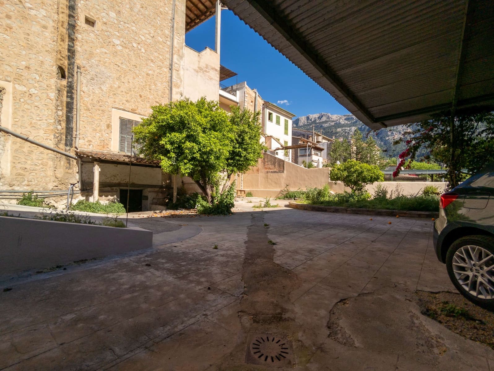 4 soveværelse Byhus til salg i Soller med swimmingpool garage - € 1.099.000 (Ref: 8953857)