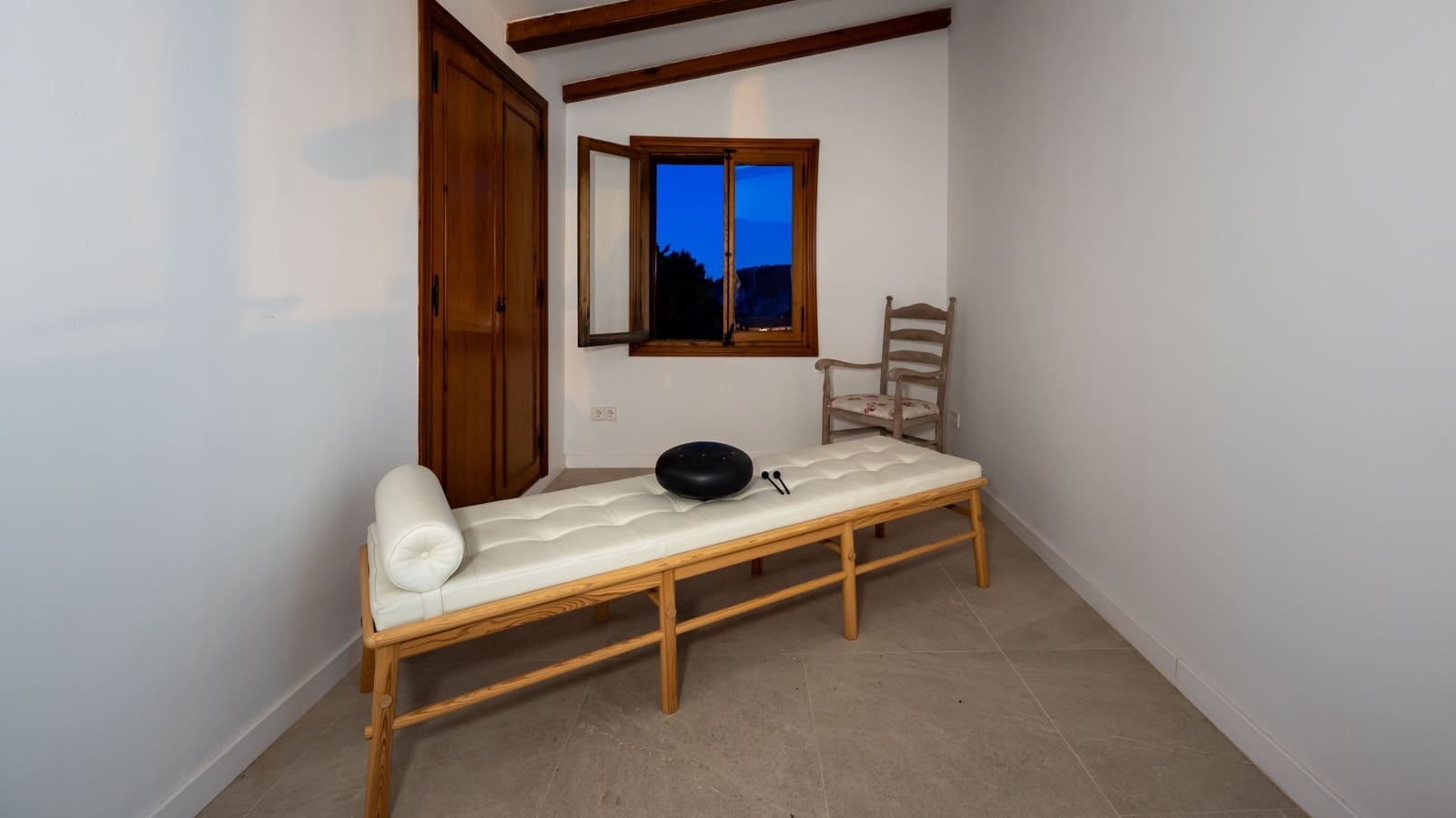 7 bedroom Villa for sale in Valldemosa with pool garage - € 3,750,000 (Ref: 8953858)