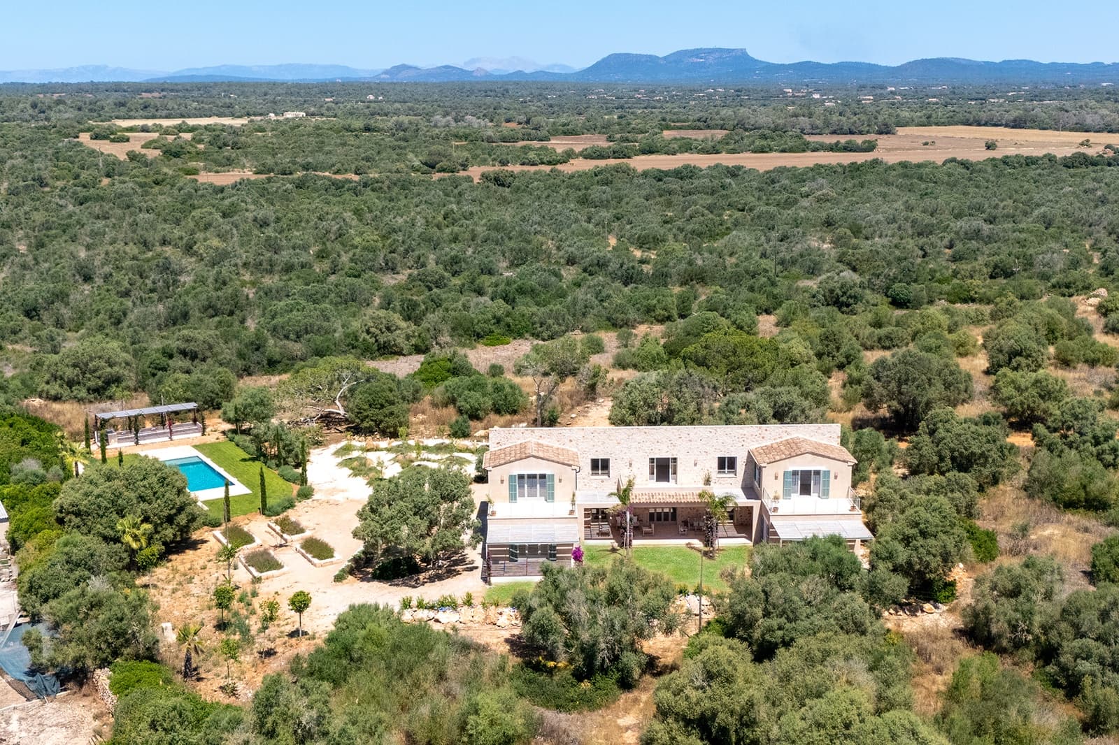 5 soveværelse Finca/Landehus til salg i Sa Rapita / La Rapita med swimmingpool garage - € 3.950.000 (Ref: 8953859)