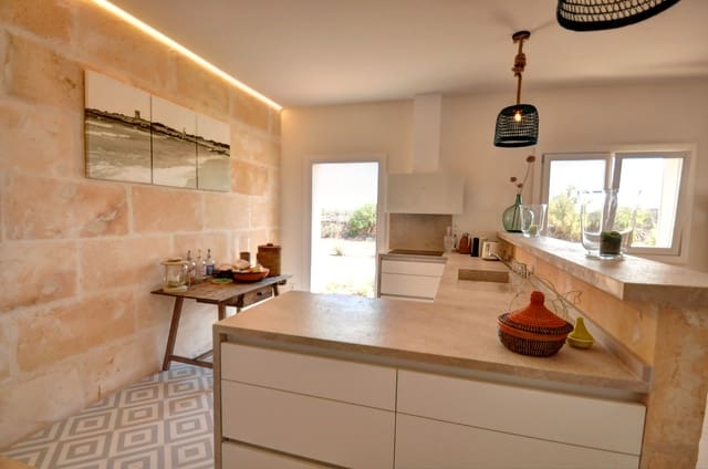 5 slaapkamer Finca/Landhuis te koop in Sa Rapita / La Rapita, Campos met zwembad garage - € 3.950.000 (Ref: 8953859)