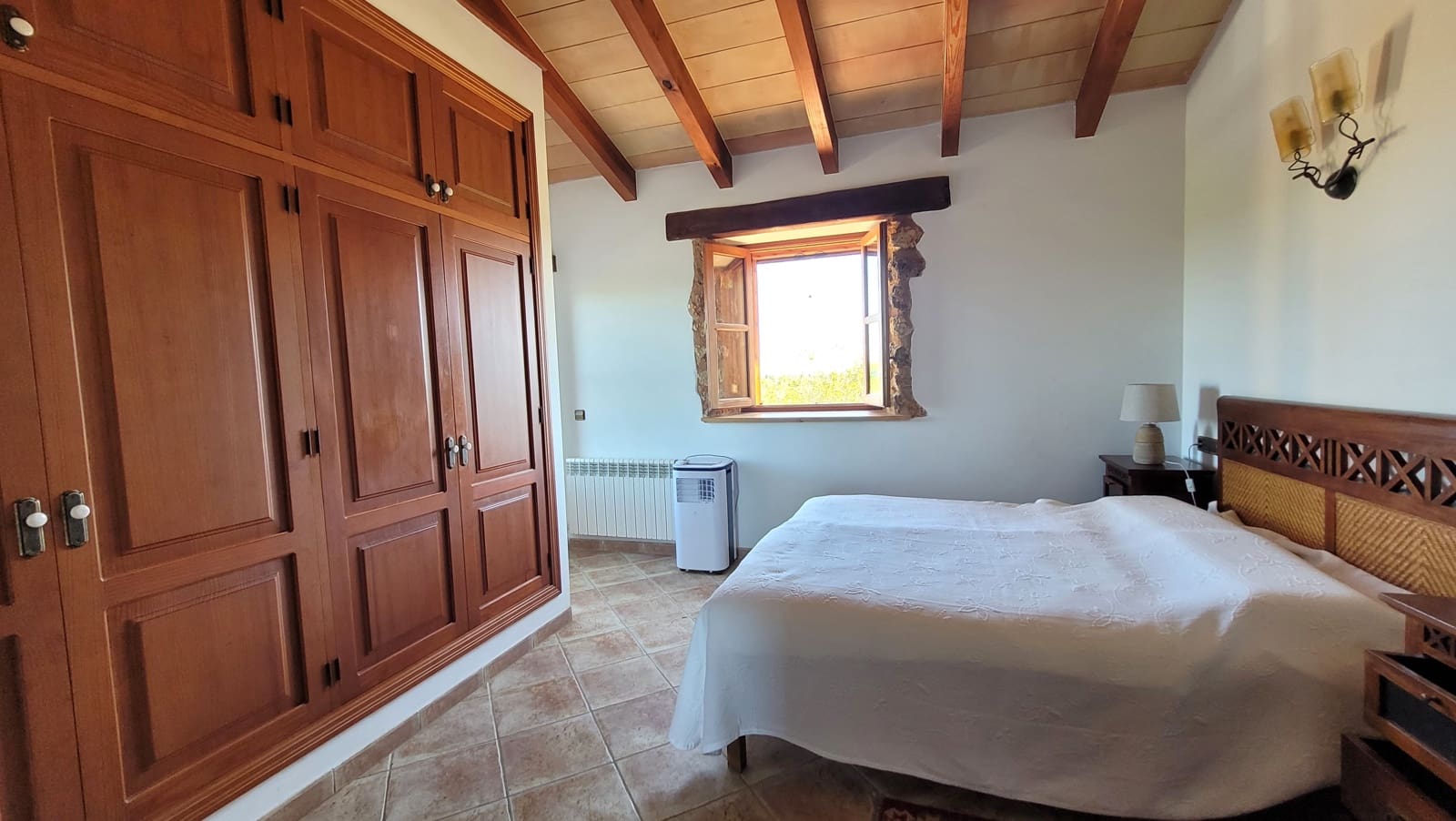 4 soveværelse Finca/Landehus til leje i Portocristo / Port de Manacor med swimmingpool garage - € 3.500 (Ref: 8956417)