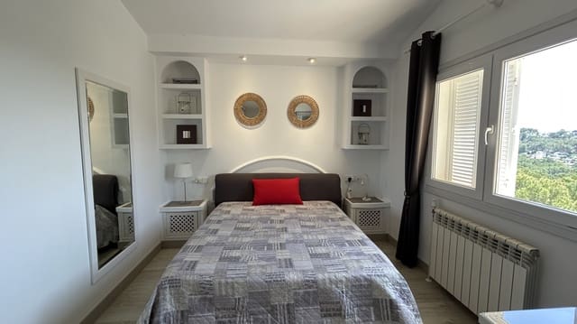 5 slaapkamer Villa te koop in Costa de la Calma, Calvià met zwembad garage - € 1.595.000 (Ref: 8967646)