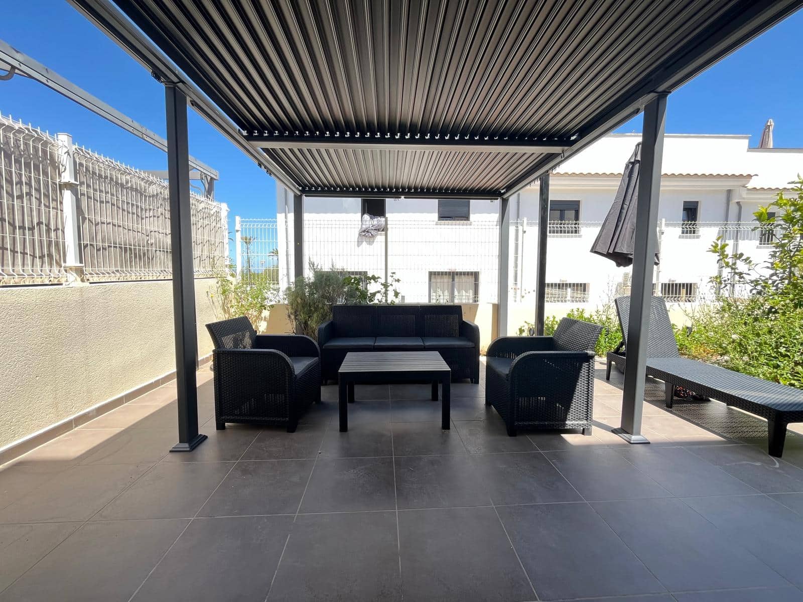 3 soveværelse Semi-Rækkehus til leje i Capdepera med garage - € 2.000 (Ref: 8967652)