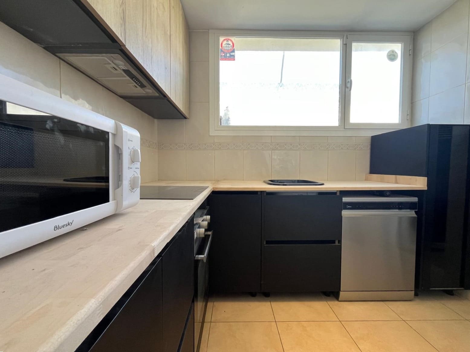 3 soveværelse Semi-Rækkehus til leje i Capdepera med garage - € 2.000 (Ref: 8967652)