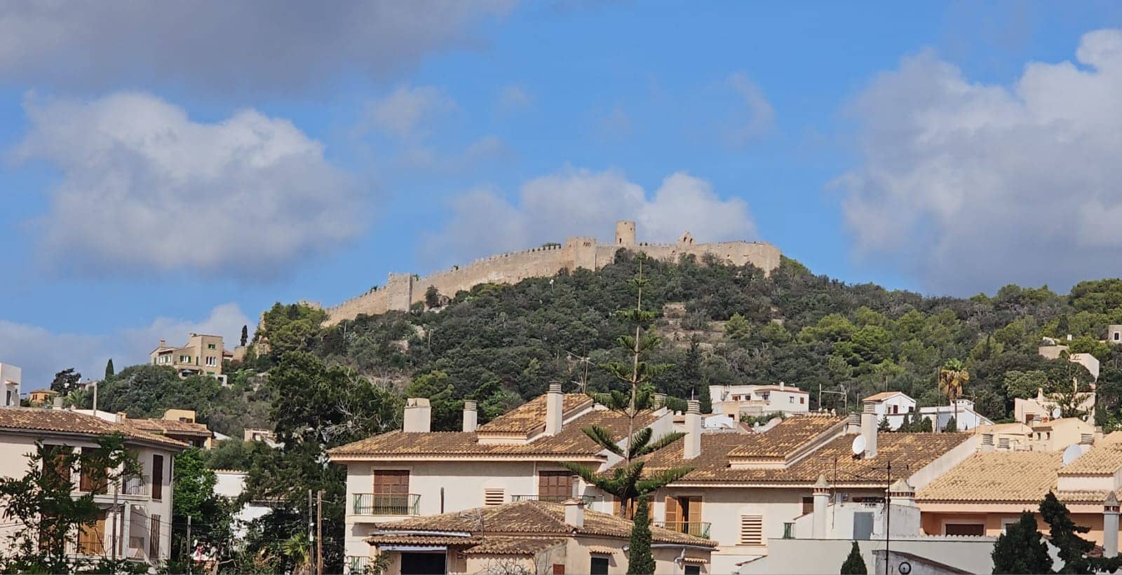 3 soveværelse Semi-Rækkehus til leje i Capdepera med garage - € 2.000 (Ref: 8967652)