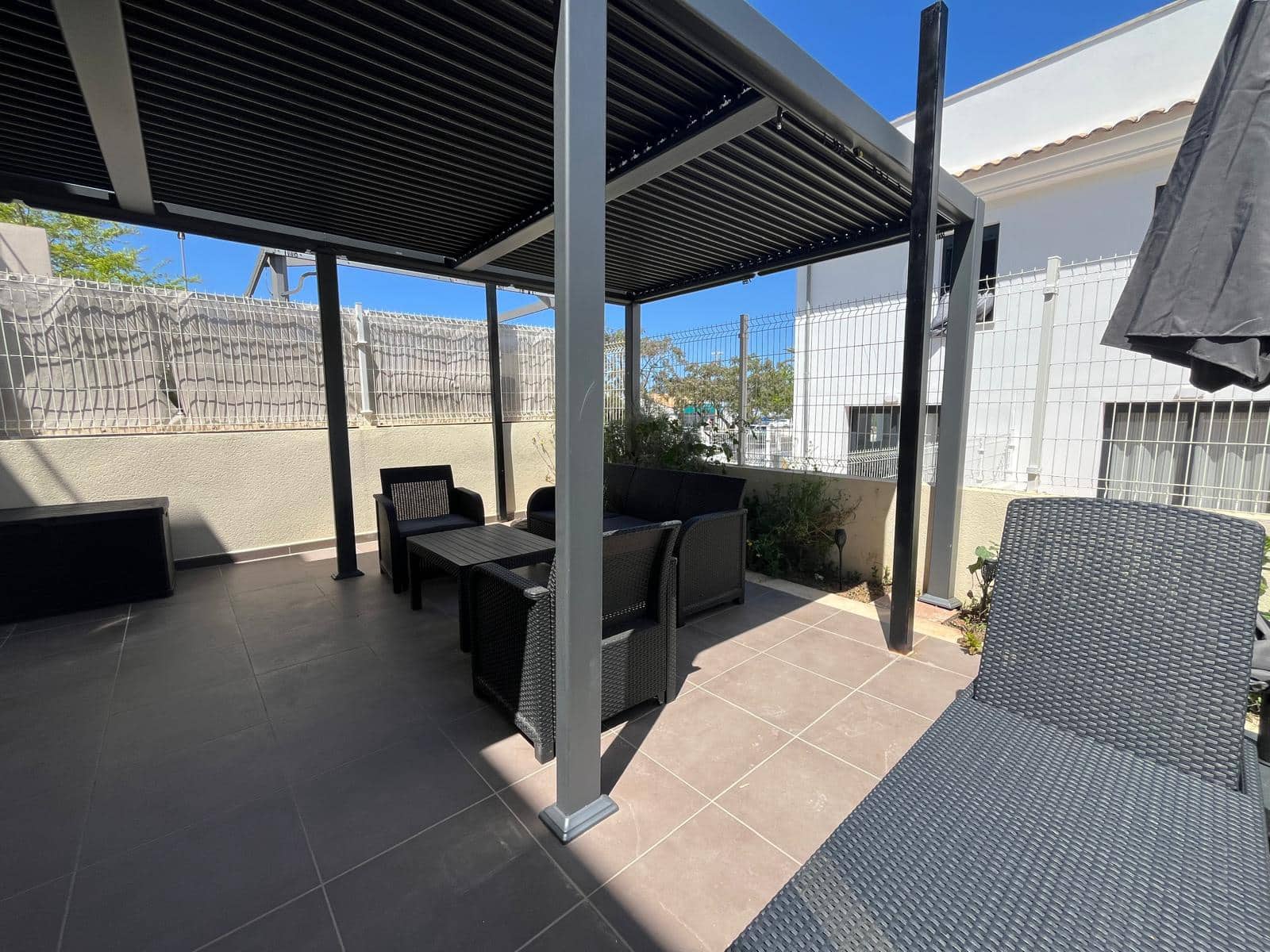 3 soveværelse Semi-Rækkehus til leje i Capdepera med garage - € 2.000 (Ref: 8967652)