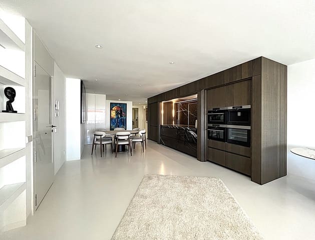 3 soveværelse Lejlighed til salg i Son Armadans, Palma de Mallorca med garage - € 1.950.000 (Ref: 8967654)