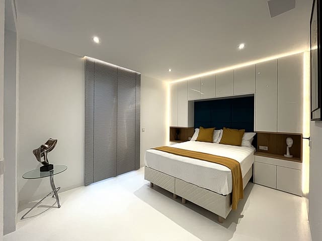 3 soveværelse Lejlighed til salg i Son Armadans, Palma de Mallorca med garage - € 1.950.000 (Ref: 8967654)