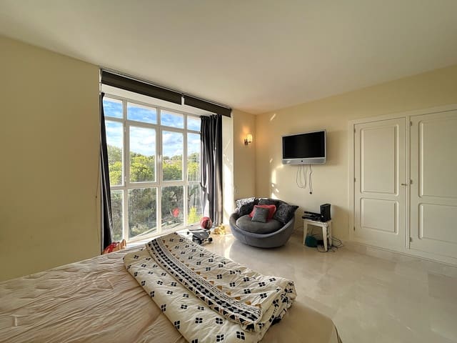 Ático de 3 habitaciones en Santa Ponsa, Calvià en venta con piscina garaje - 1.490.000 € (Ref: 8967655)