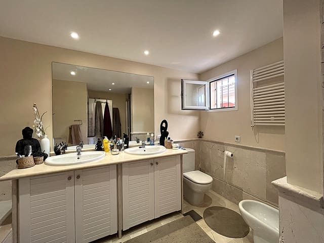 Ático de 3 habitaciones en Santa Ponsa, Calvià en venta con piscina garaje - 1.490.000 € (Ref: 8967655)