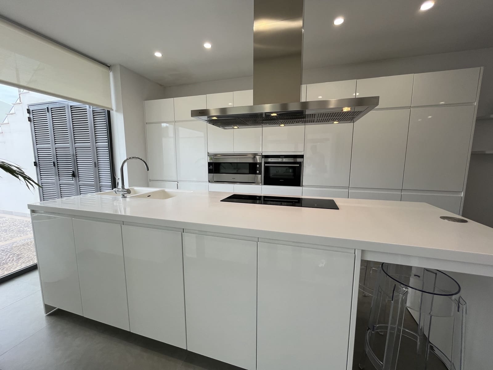 3 Zimmer Haus zu vermieten in Muro mit Pool Garage - 2.500 € (Ref: 8969599)