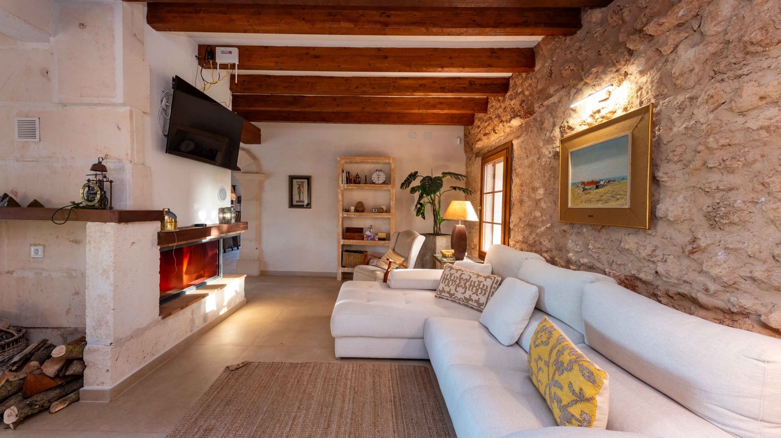 5 soveværelse Finca/Landehus til salg i Llubi med swimmingpool garage - € 2.300.000 (Ref: 8971094)