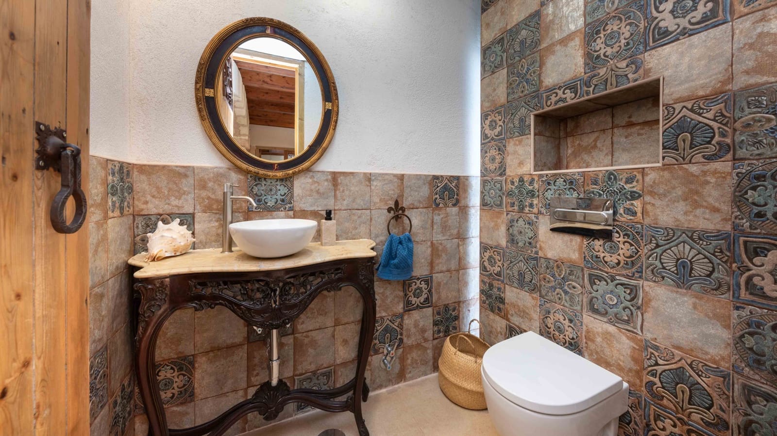 5 soveværelse Finca/Landehus til salg i Llubi med swimmingpool garage - € 2.300.000 (Ref: 8971094)