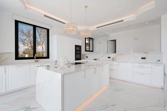 4 Zimmer Villa zu verkaufen in Son Gual, Palma de Mallorca mit Garage - 3.495.000 € (Ref: 8973934)