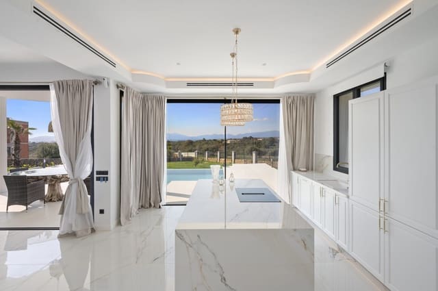 4 Zimmer Villa zu verkaufen in Son Gual, Palma de Mallorca mit Garage - 3.495.000 € (Ref: 8973934)
