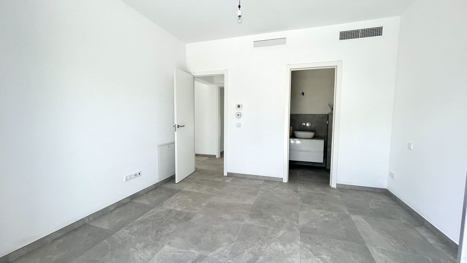 4 soveværelse Villa til salg i Porto Petro med swimmingpool garage - € 1.650.000 (Ref: 8981755)