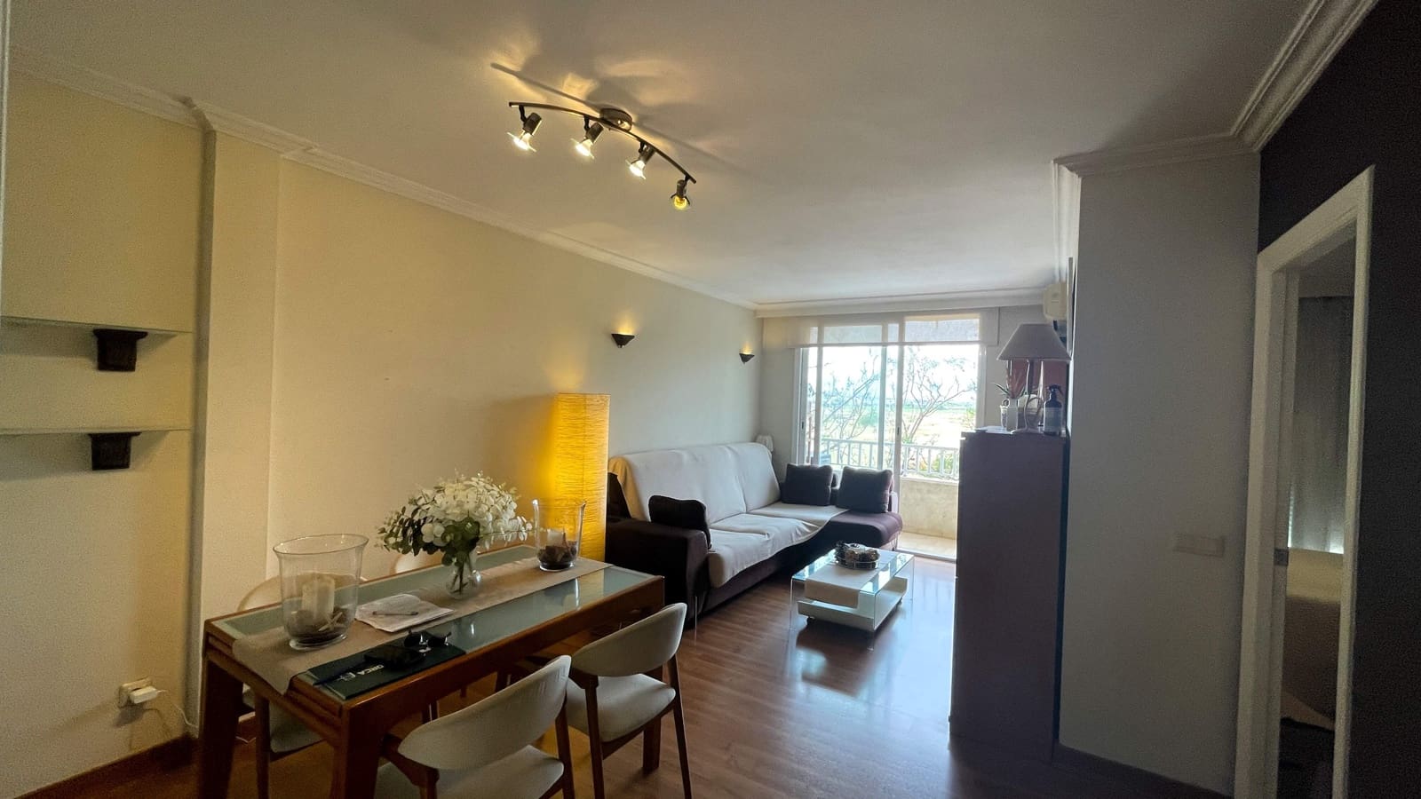 3 bedroom Apartment for rent in Palma de Mallorca with garage - € 2,000 (Ref: 8987712)