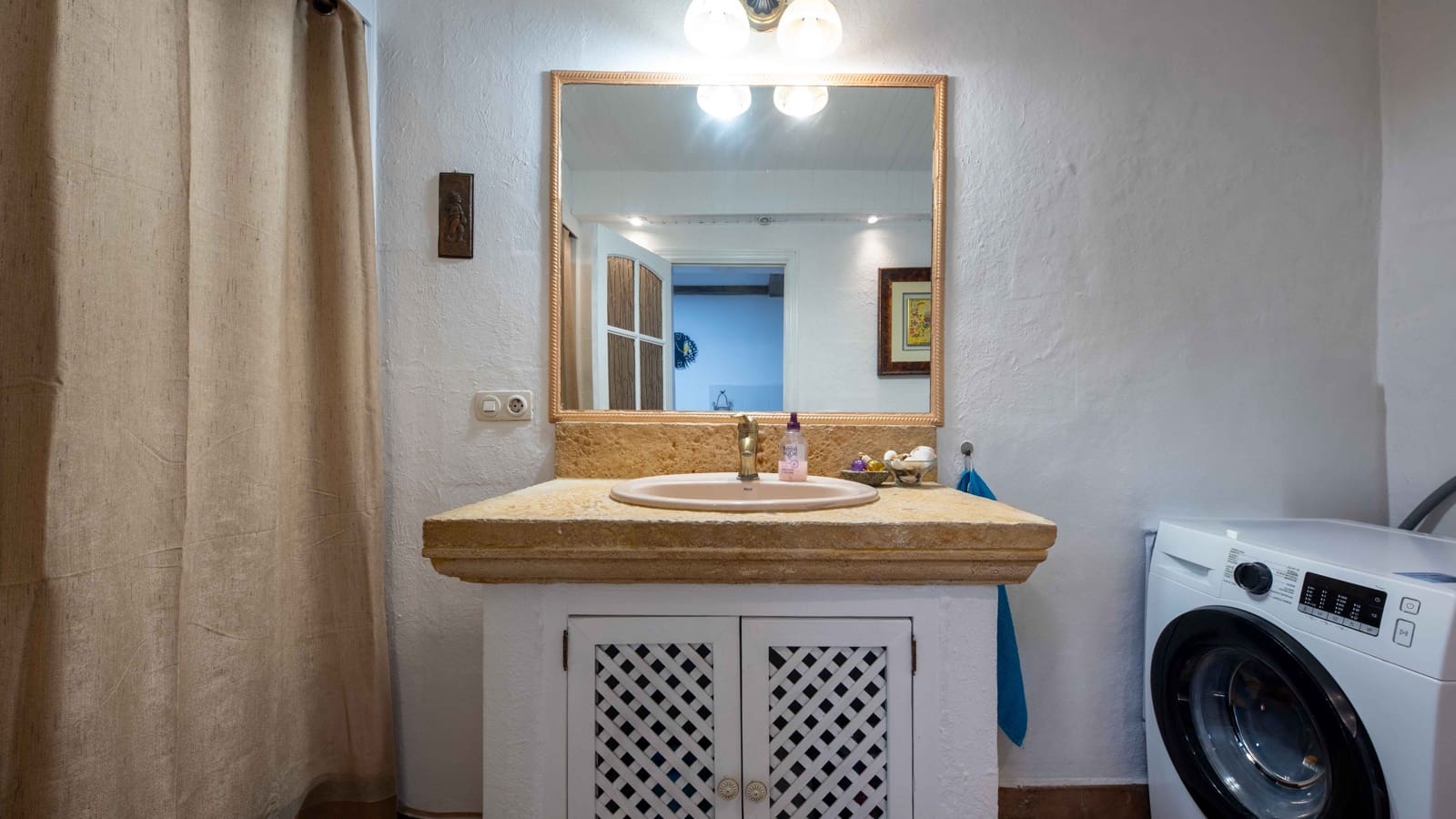 4 soverom Villa til salgs i Palmanova med svømmebasseng garasje - € 1 995 000 (Ref: 8987716)