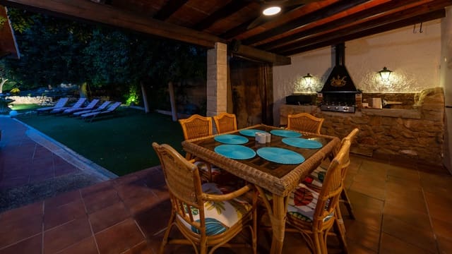 4 soveværelse Villa til salg i Palmanova, Calvià med swimmingpool garage - € 1.995.000 (Ref: 8987716)