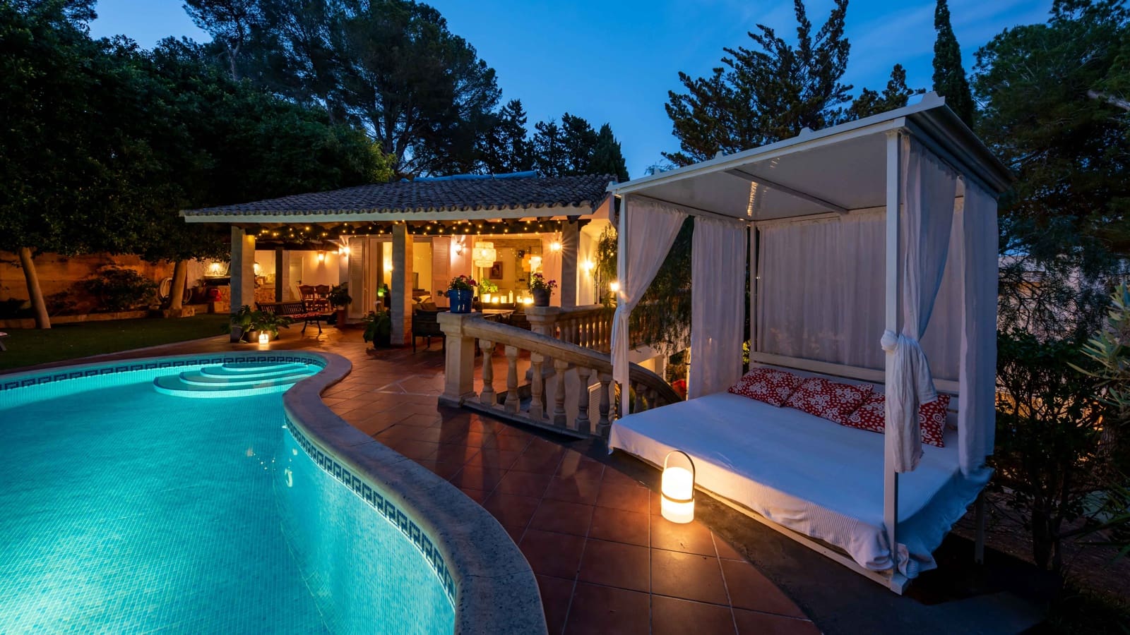 4 soverom Villa til salgs i Palmanova med svømmebasseng garasje - € 1 995 000 (Ref: 8987716)