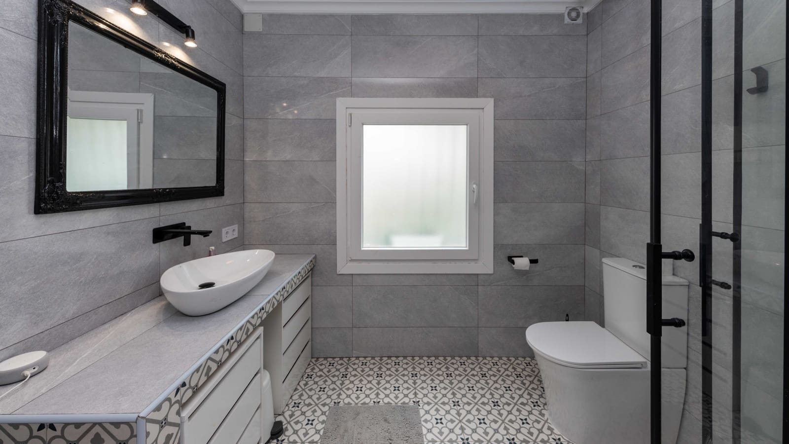 4 soverom Villa til salgs i Palmanova med svømmebasseng garasje - € 1 995 000 (Ref: 8987716)