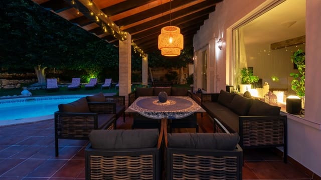 4 soveværelse Villa til salg i Palmanova, Calvià med swimmingpool garage - € 1.995.000 (Ref: 8987716)