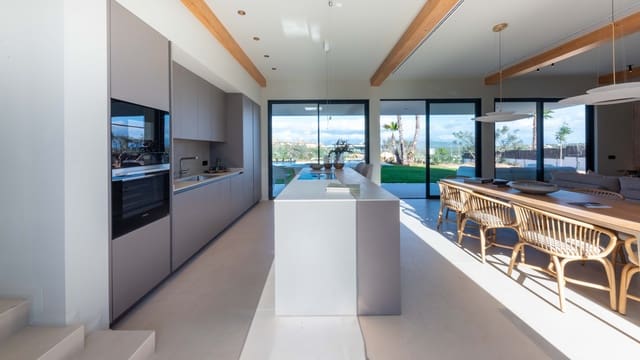 4 soveværelse Villa til salg i Son Gual, Palma de Mallorca med swimmingpool garage - € 2.790.000 (Ref: 8993238)