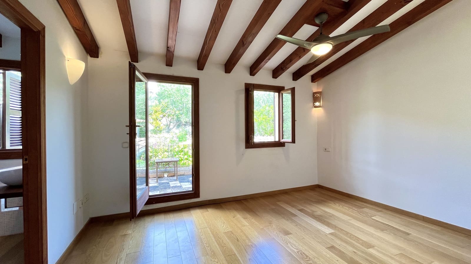 3 bedroom Townhouse for rent in Mancor de la Vall with garage - € 2,300 (Ref: 8993239)