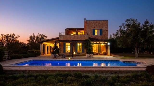 5 bedroom Finca/Country House for sale in Santanyí with pool garage - € 2,200,000 (Ref: 8993240)