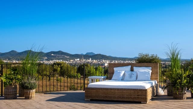 Finca/Casa Rural de 5 habitaciones en Manacor en venta con piscina garaje - 1.998.000 € (Ref: 9000583)