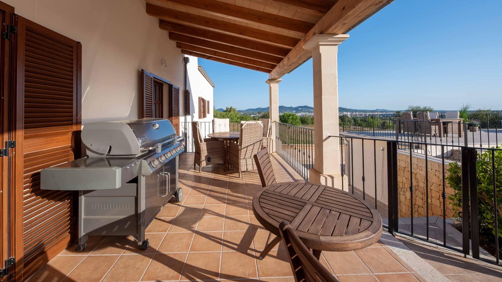 5 bedroom Finca/Country House for sale in Manacor with pool garage - € 2,395,000 (Ref: 9000583)