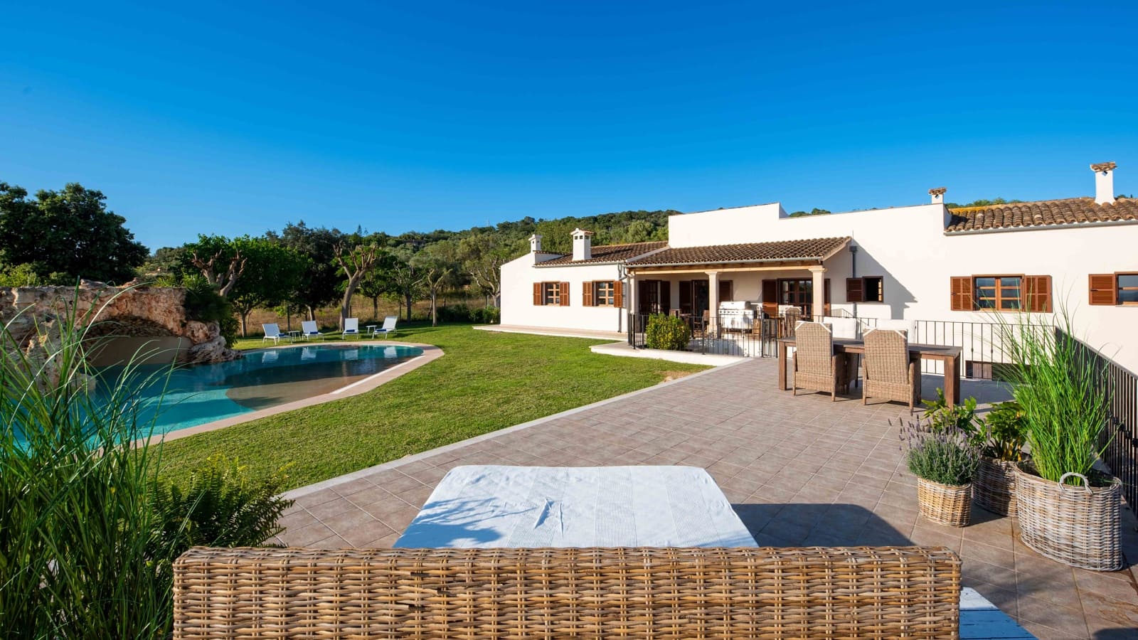 5 bedroom Finca/Country House for sale in Manacor with pool garage - € 2,395,000 (Ref: 9000583)