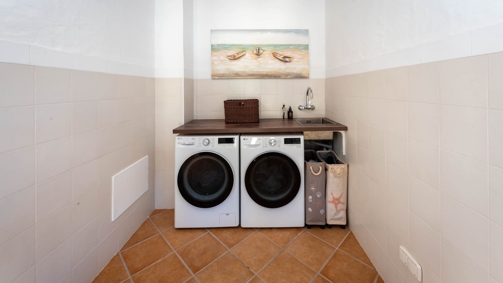 5 bedroom Finca/Country House for sale in Manacor with pool garage - € 2,395,000 (Ref: 9000583)