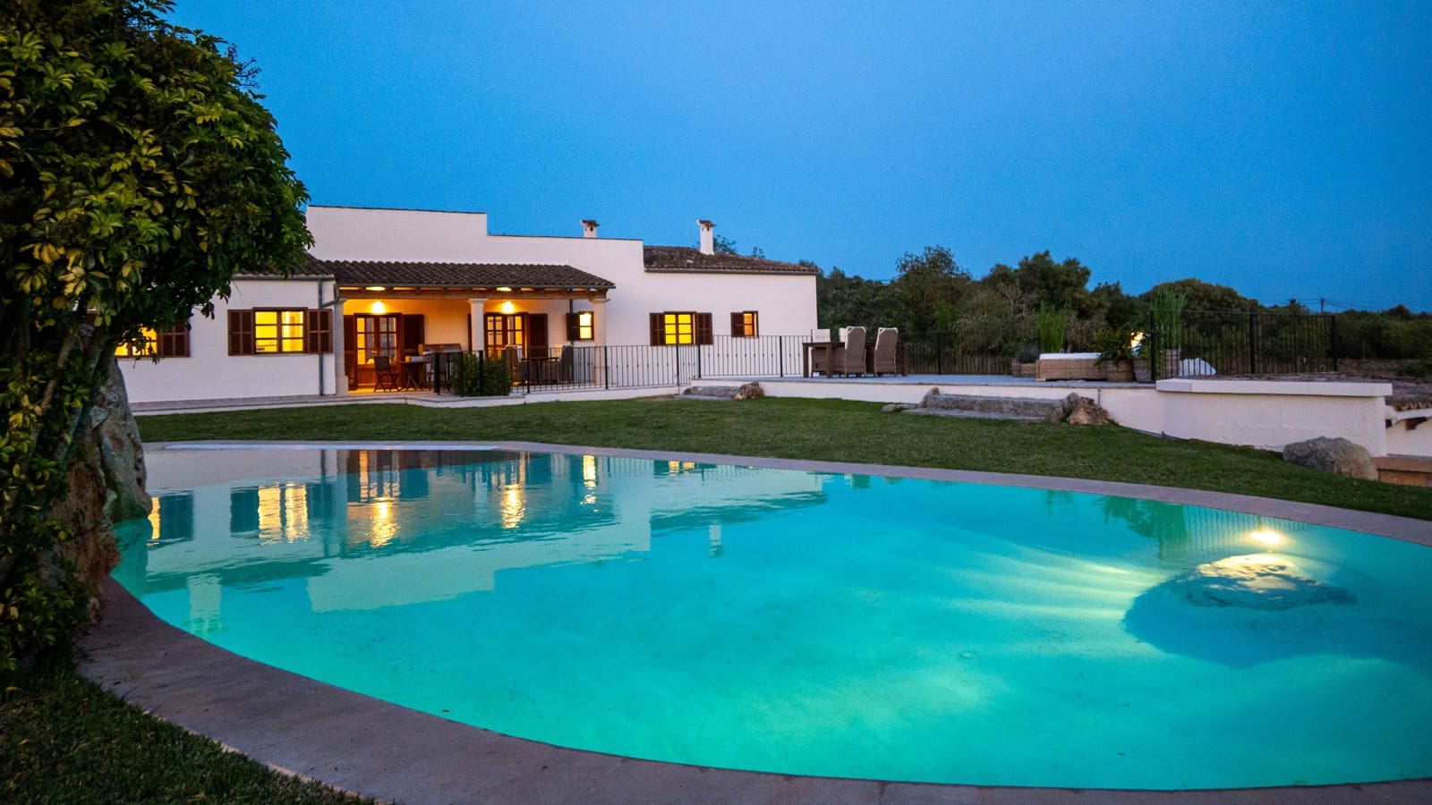 5 bedroom Finca/Country House for sale in Manacor with pool garage - € 2,395,000 (Ref: 9000583)